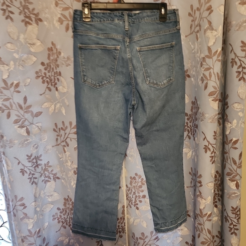 Universal Thread Light Blue Ankle Jeans - Picture 5 of 5